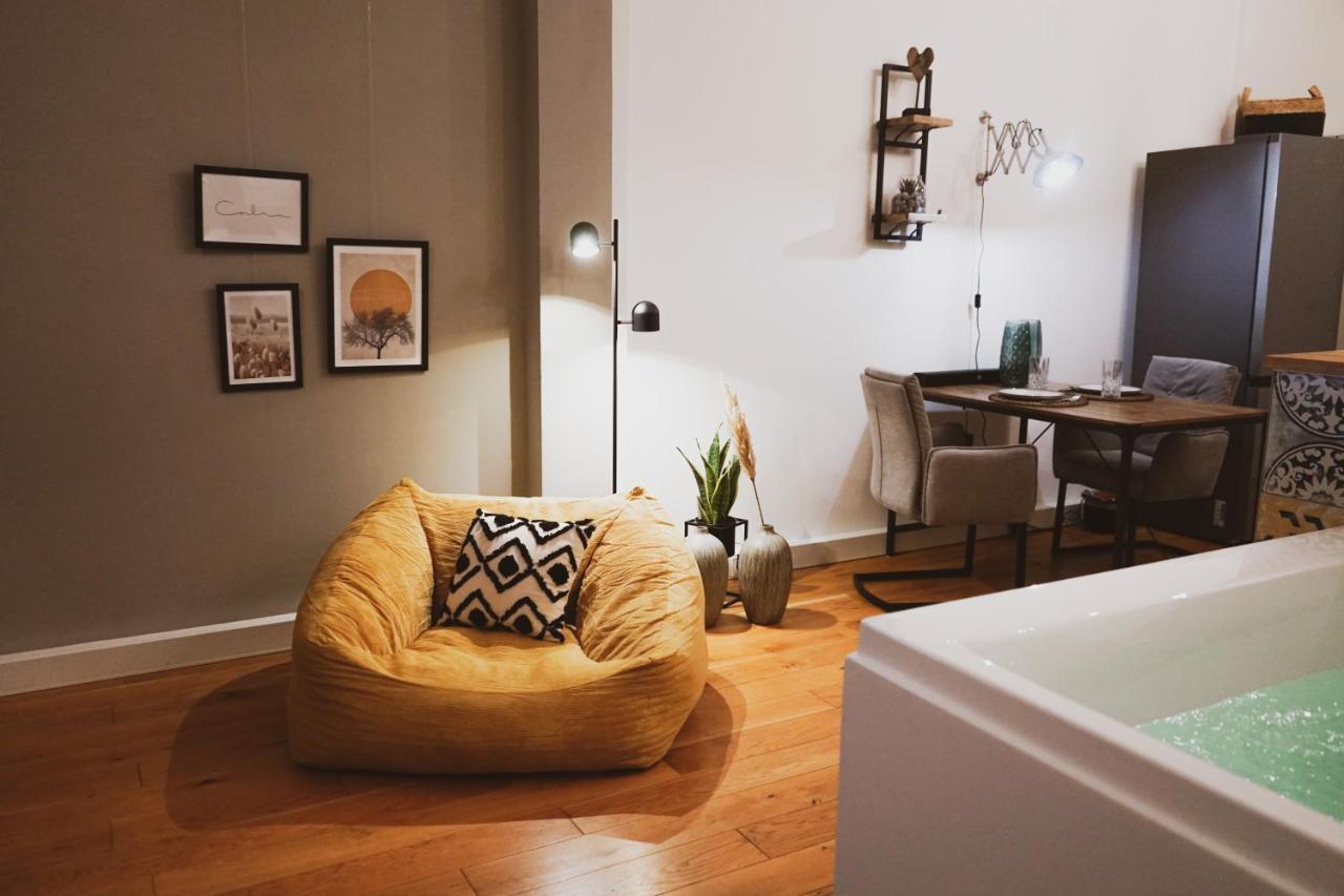 Stilvolles City-Loft Mit Privatem Whirlpool Trier Eksteriør billede